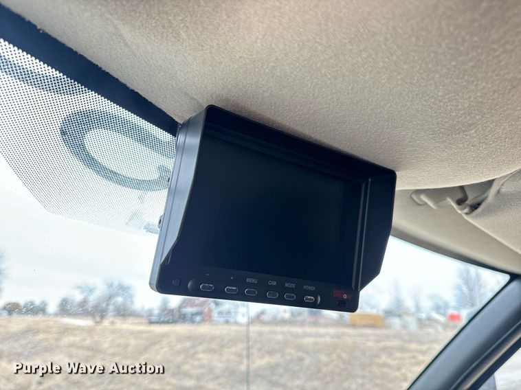 image for item EN5133 2008 GMC C4500 ambulance