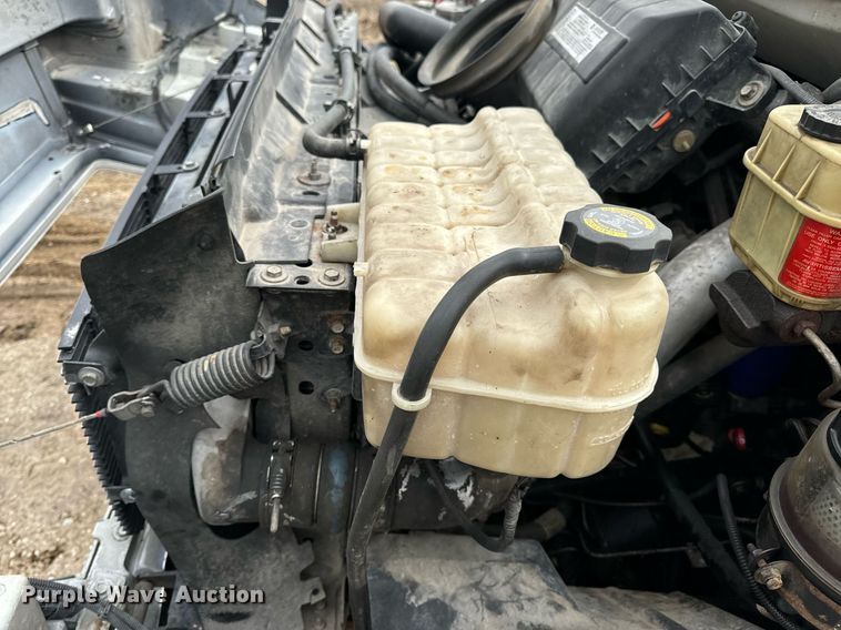 image for item EN5133 2008 GMC C4500 ambulance