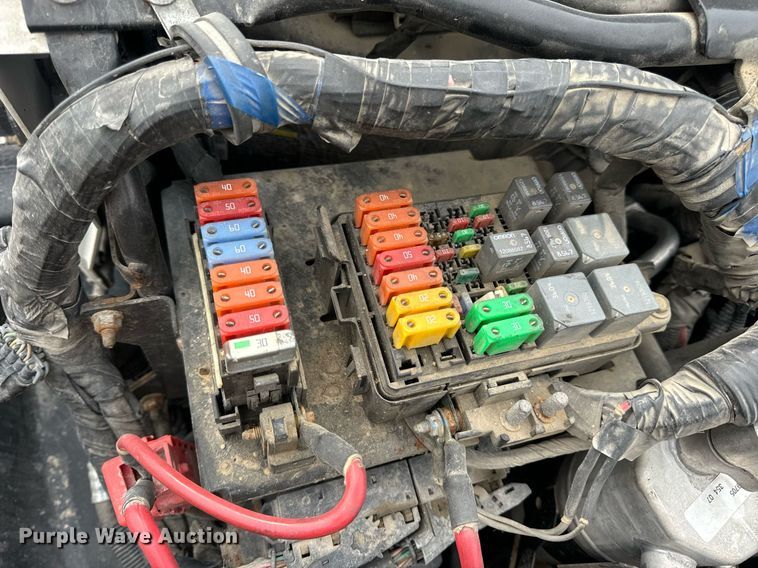 image for item EN5133 2008 GMC C4500 ambulance