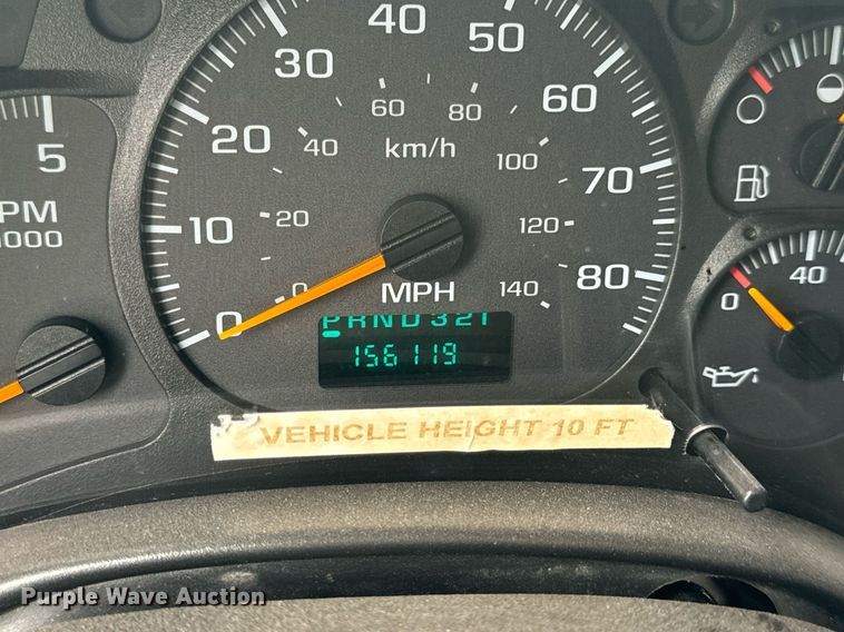 image for item EN5133 2008 GMC C4500 ambulance