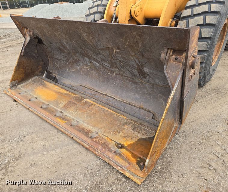 image for item EO0591 2000 Case 621C wheel loader