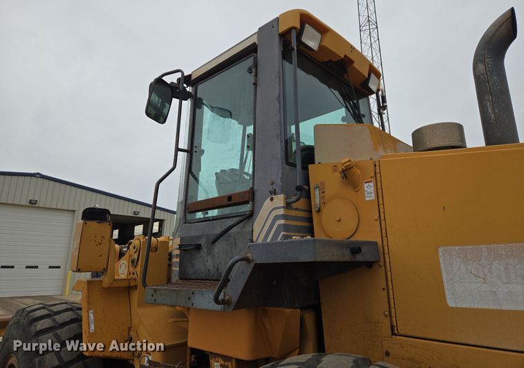 image for item EO0591 2000 Case 621C wheel loader