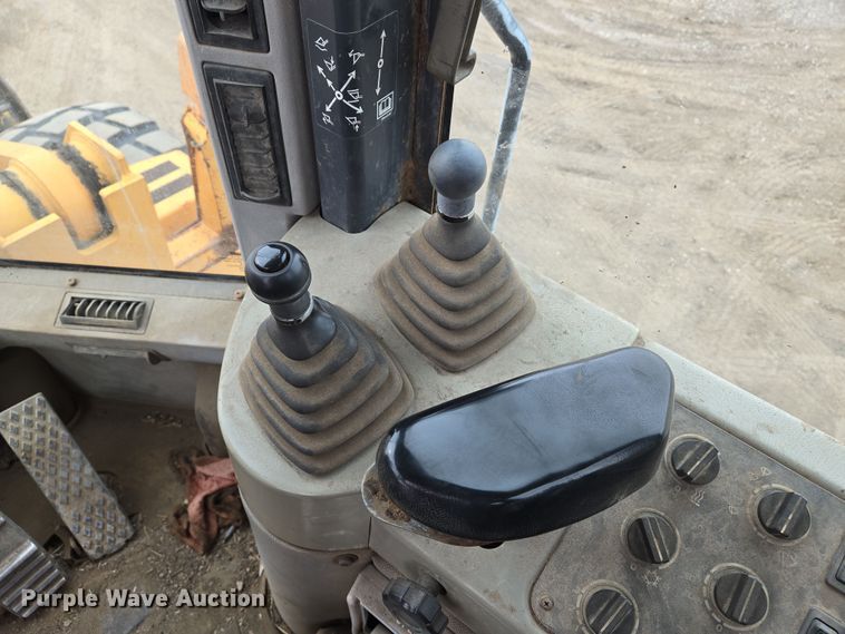 image for item EO0591 2000 Case 621C wheel loader