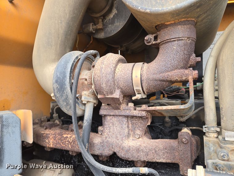 image for item EO0591 2000 Case 621C wheel loader