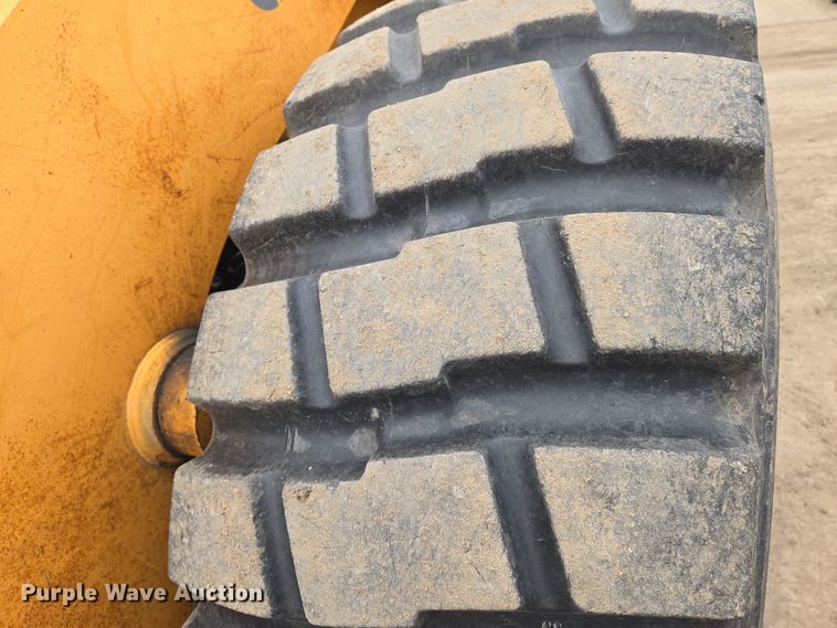 image for item EO0591 2000 Case 621C wheel loader