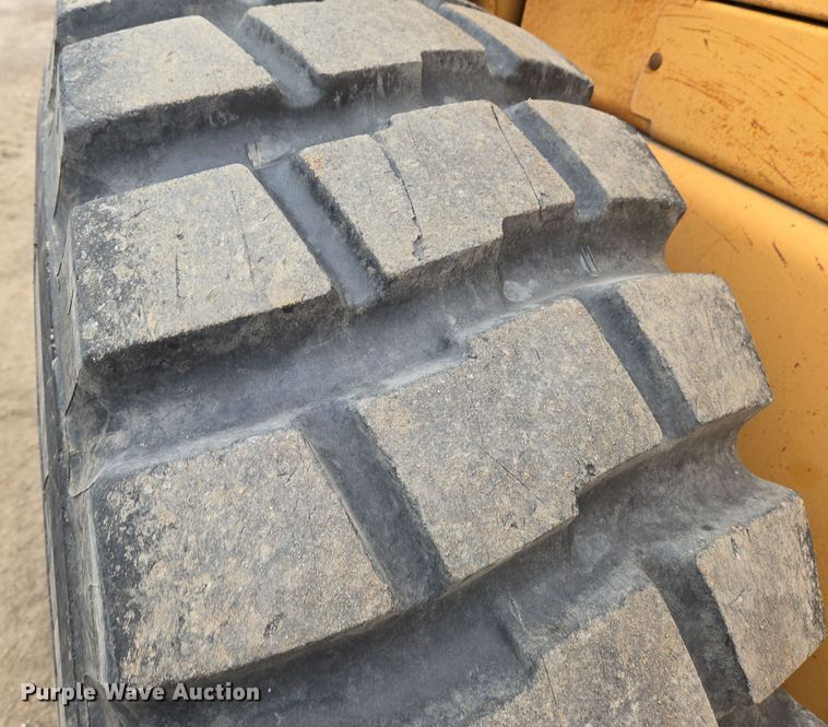 image for item EO0591 2000 Case 621C wheel loader