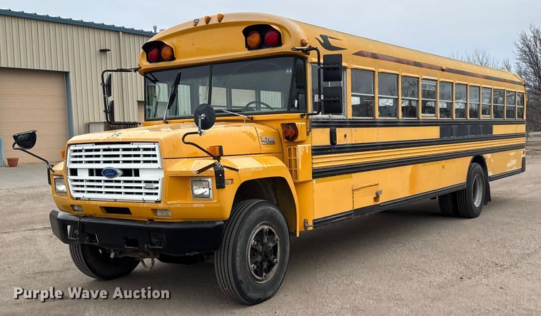 image for item EQ1001 1993 Ford B700 school bus