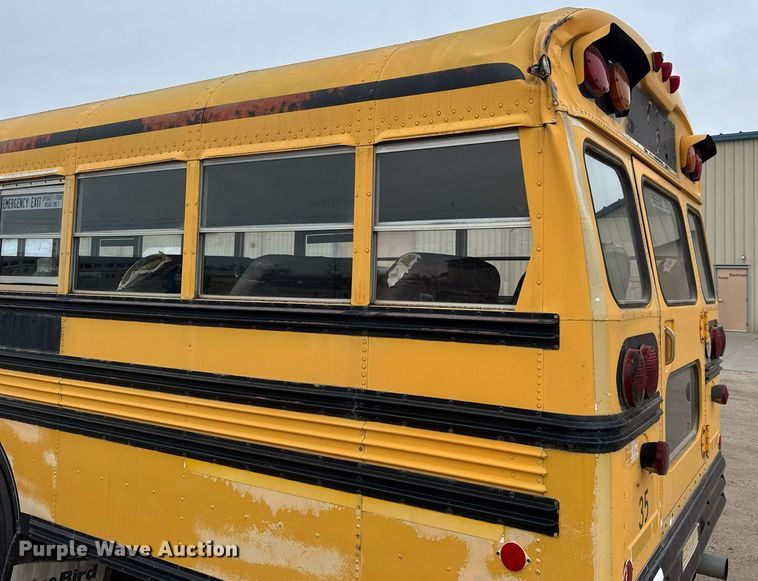 image for item EQ1001 1993 Ford B700 school bus