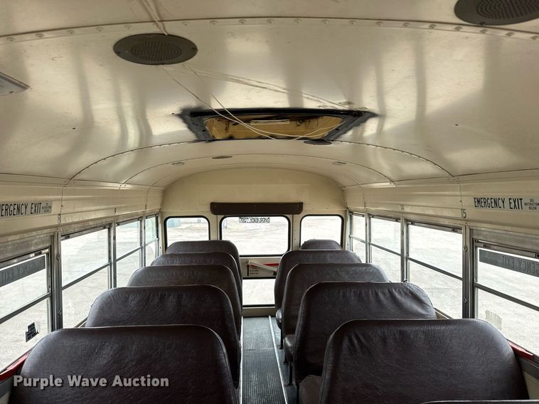 image for item EQ1001 1993 Ford B700 school bus