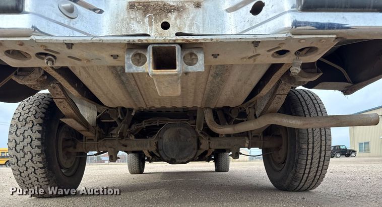 image for item EQ1003 1990 Ford F150 pickup truck