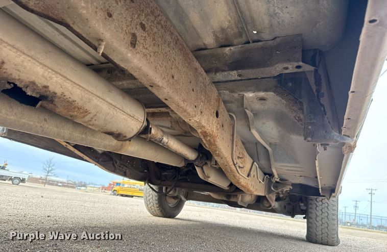 image for item EQ1003 1990 Ford F150 pickup truck