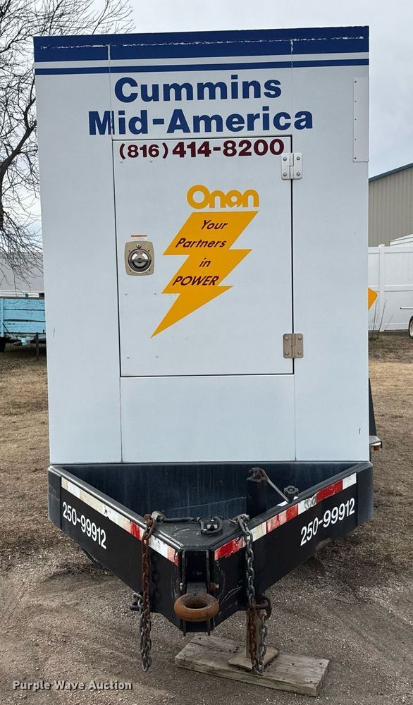 image for item EQ1006 1999 Onan 250DQAB-359 generator