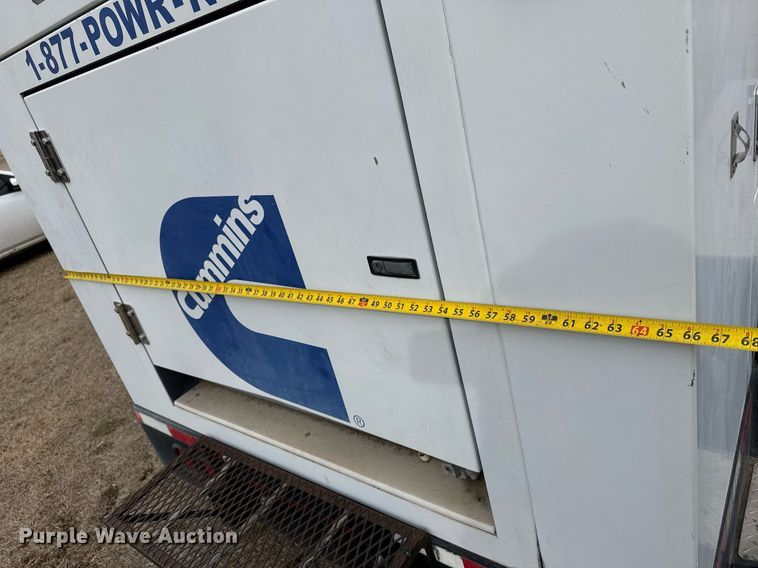 image for item EQ1006 1999 Onan 250DQAB-359 generator