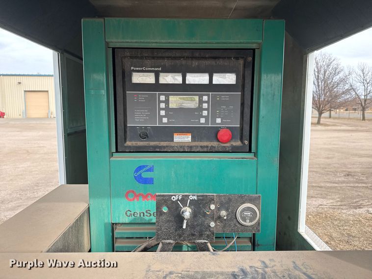 image for item EQ1006 1999 Onan 250DQAB-359 generator