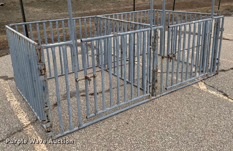 image for item EQ1008 (20) livestock pens