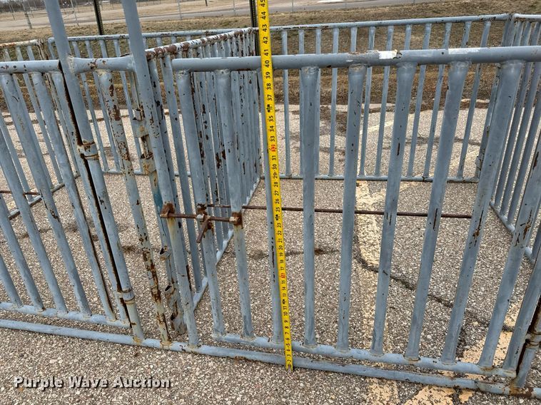image for item EQ1008 (20) livestock pens