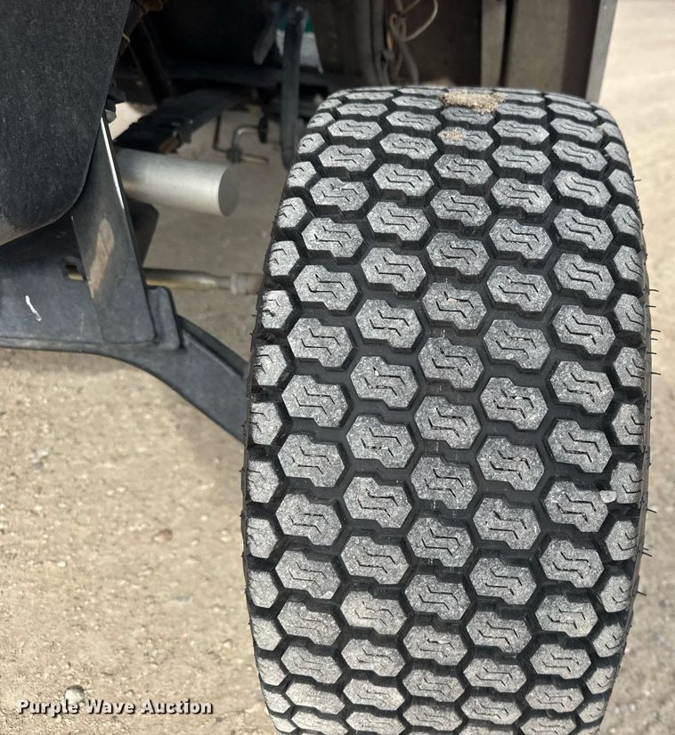 image for item EQ1013 2016 E-Z-Go Terrain 1000 G golf cart