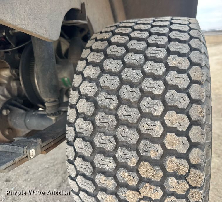 image for item EQ1013 2016 E-Z-Go Terrain 1000 G golf cart