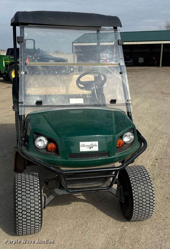 image for item EQ1014 2016 E-Z-Go Terrain 1000 G utility vehicle