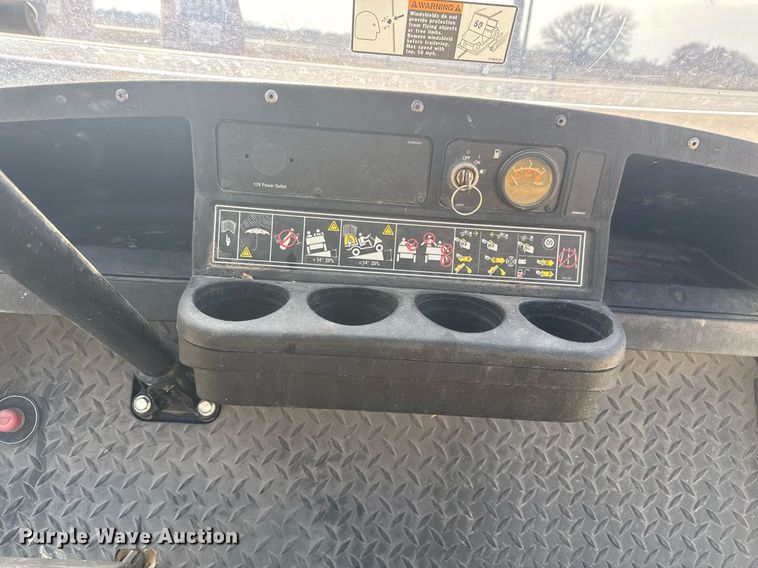 image for item EQ1014 2016 E-Z-Go Terrain 1000 G utility vehicle