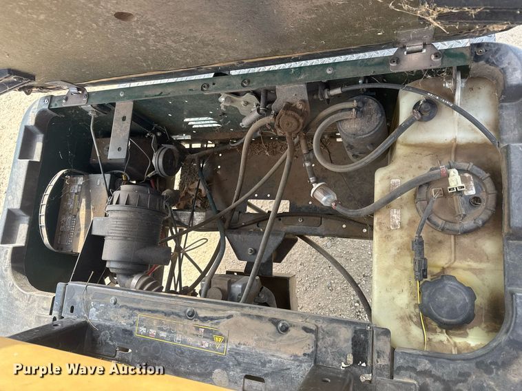 image for item EQ1014 2016 E-Z-Go Terrain 1000 G utility vehicle