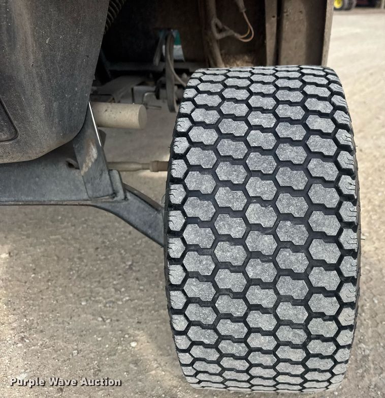 image for item EQ1014 2016 E-Z-Go Terrain 1000 G utility vehicle