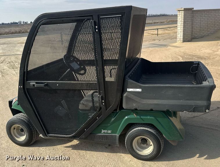 image for item EQ1015 2017 Yamaha Adventurer One golf cart