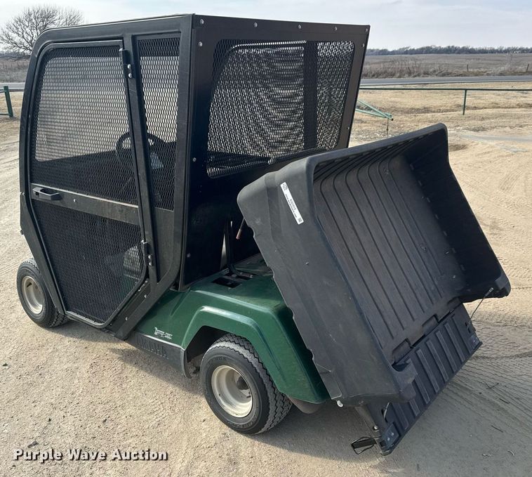 image for item EQ1015 2017 Yamaha Adventurer One golf cart