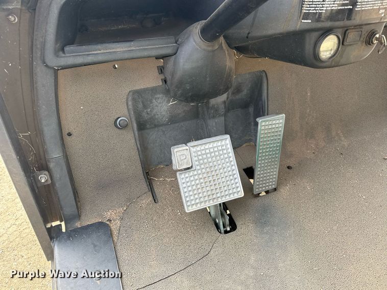 image for item EQ1015 2017 Yamaha Adventurer One golf cart