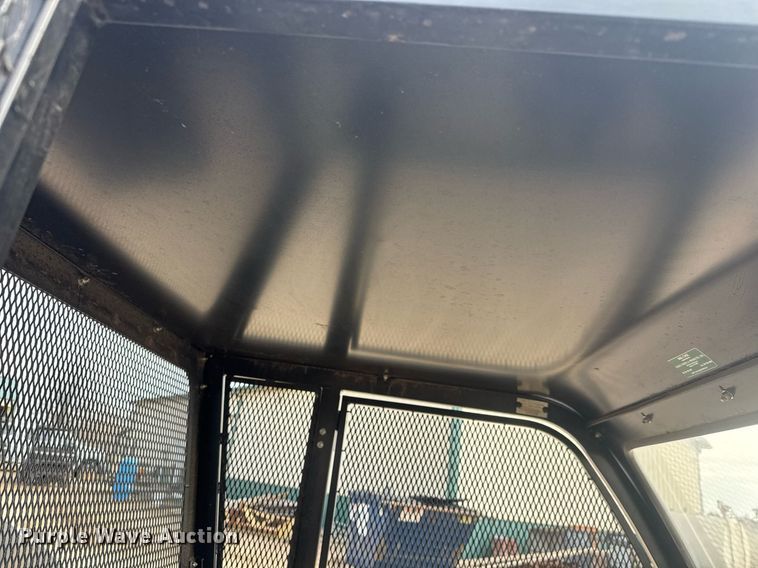 image for item EQ1015 2017 Yamaha Adventurer One golf cart