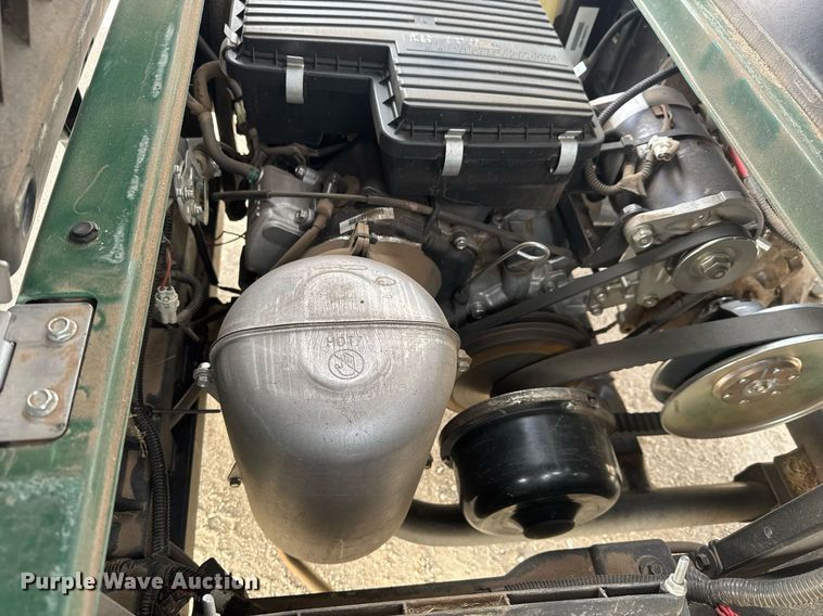 image for item EQ1015 2017 Yamaha Adventurer One golf cart