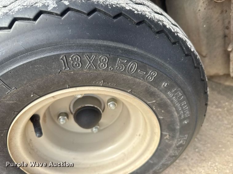 image for item EQ1015 2017 Yamaha Adventurer One golf cart