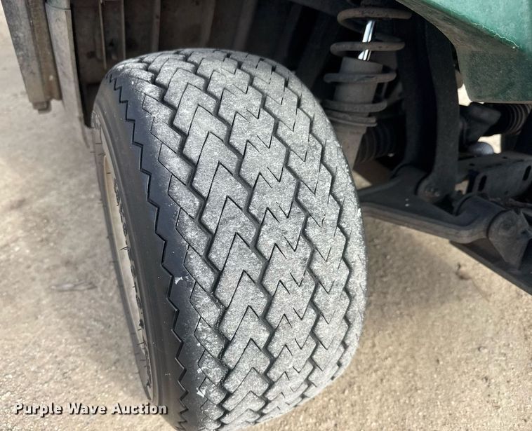 image for item EQ1015 2017 Yamaha Adventurer One golf cart