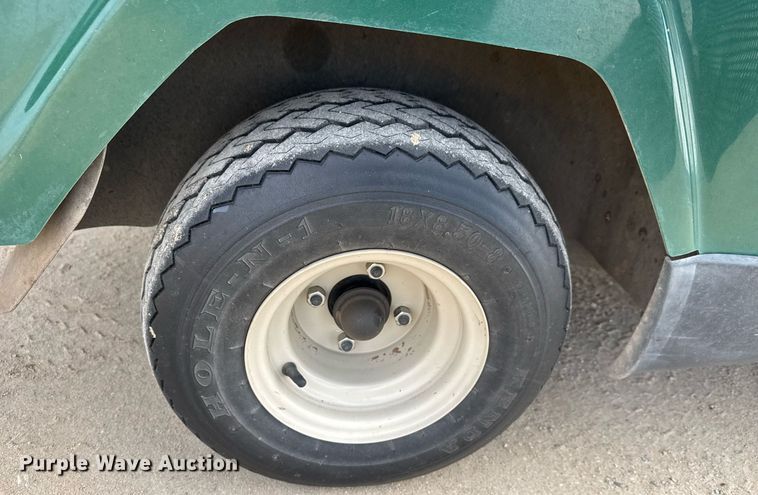 image for item EQ1015 2017 Yamaha Adventurer One golf cart