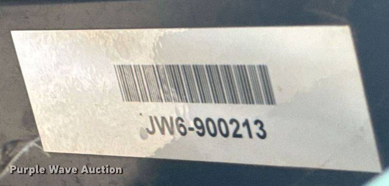 image for item EQ1015 2017 Yamaha Adventurer One golf cart