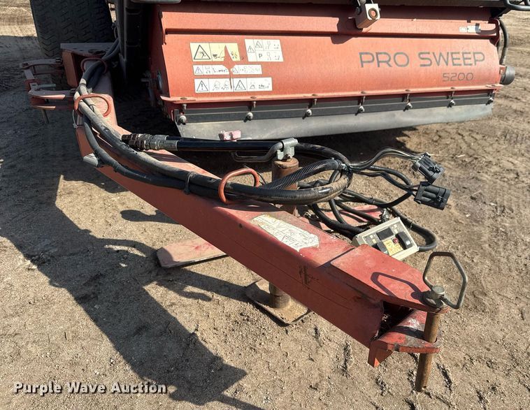 image for item EQ1016 2006 Toro Pro Sweep 5200 sweeper