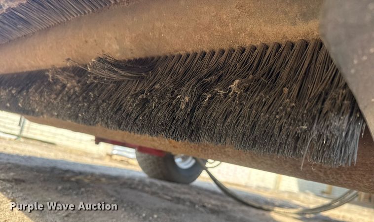 image for item EQ1016 2006 Toro Pro Sweep 5200 sweeper