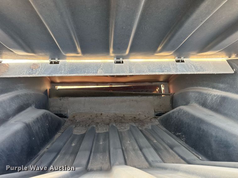 image for item EQ1016 2006 Toro Pro Sweep 5200 sweeper