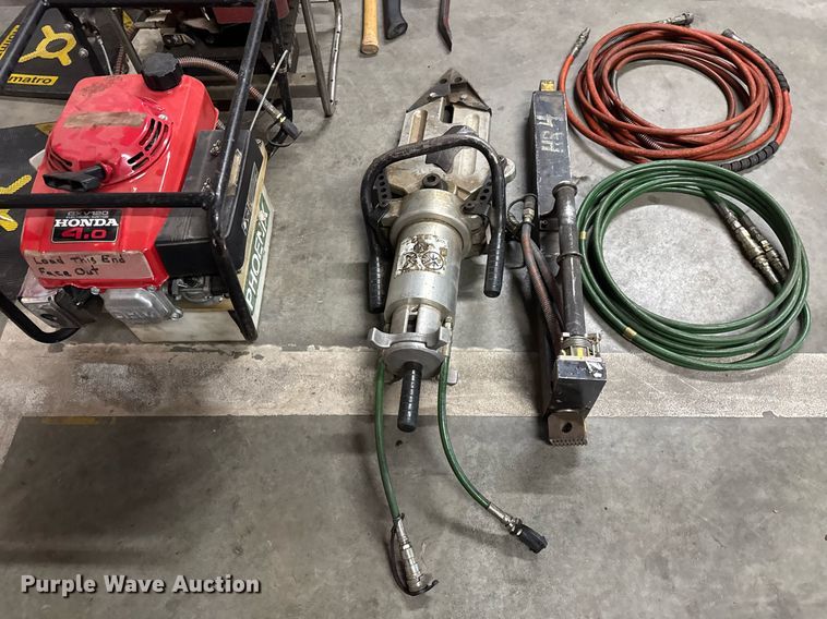 image for item EQ1034 Tools