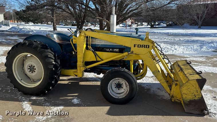 image for item EQ1068 Ford 3000 tractor