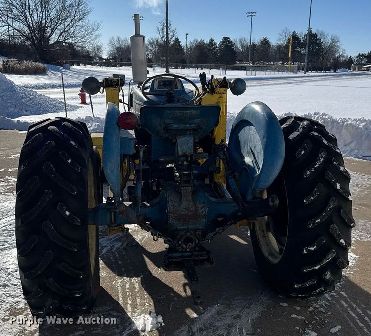 image for item EQ1068 Ford 3000 tractor
