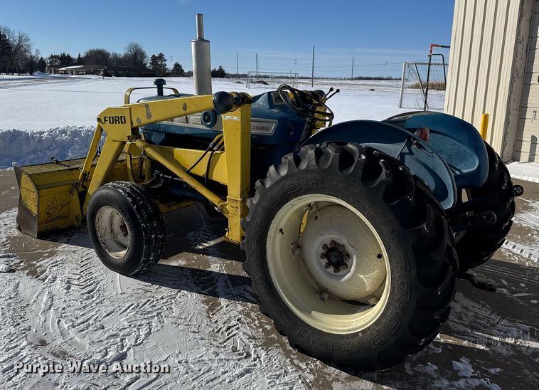 image for item EQ1068 Ford 3000 tractor