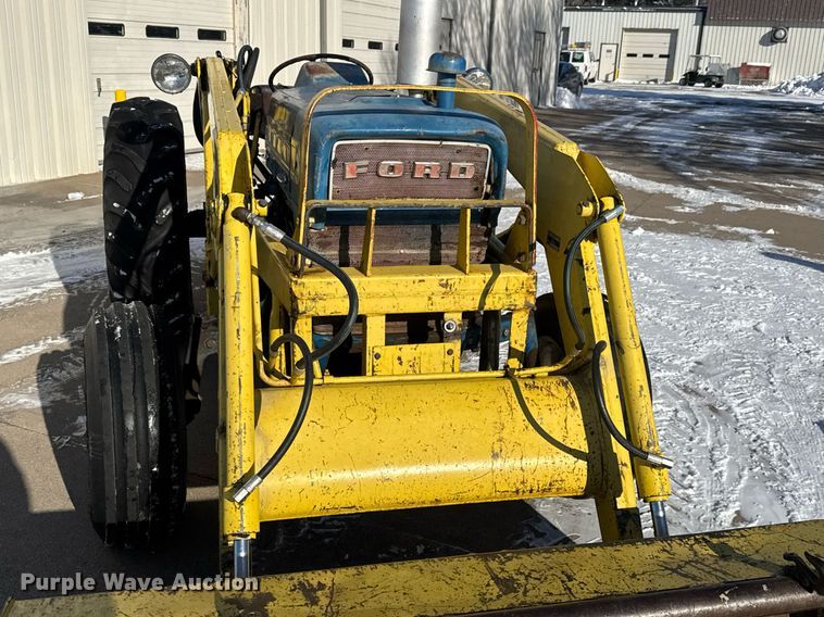 image for item EQ1068 Ford 3000 tractor