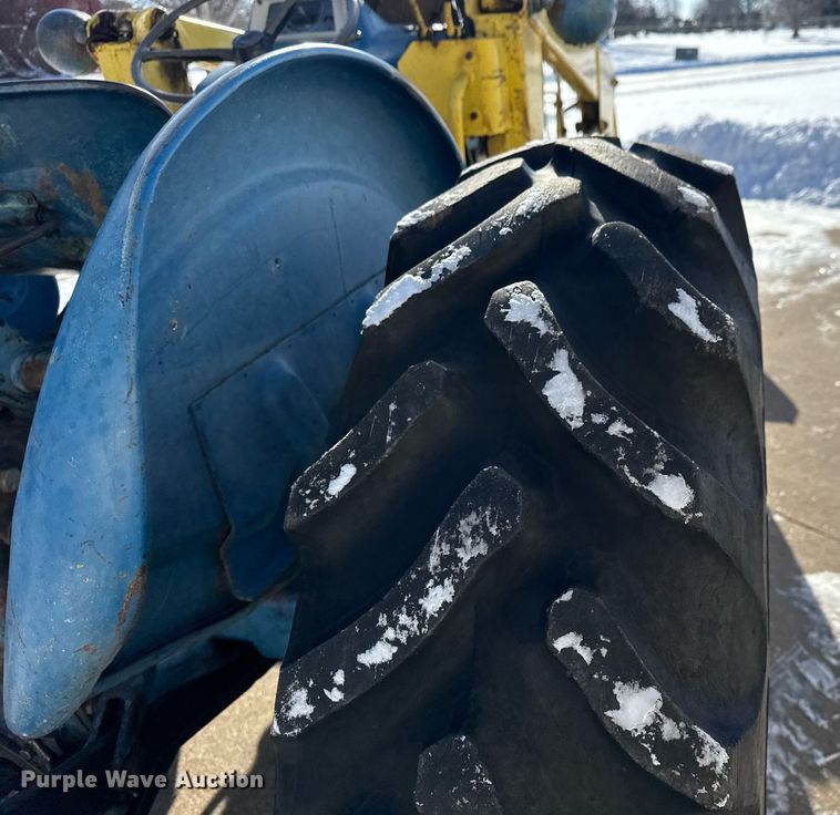 image for item EQ1068 Ford 3000 tractor
