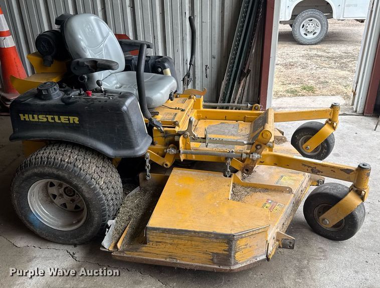 image for item EQ1136 2007 Hustler Super Z ZTR lawn mower