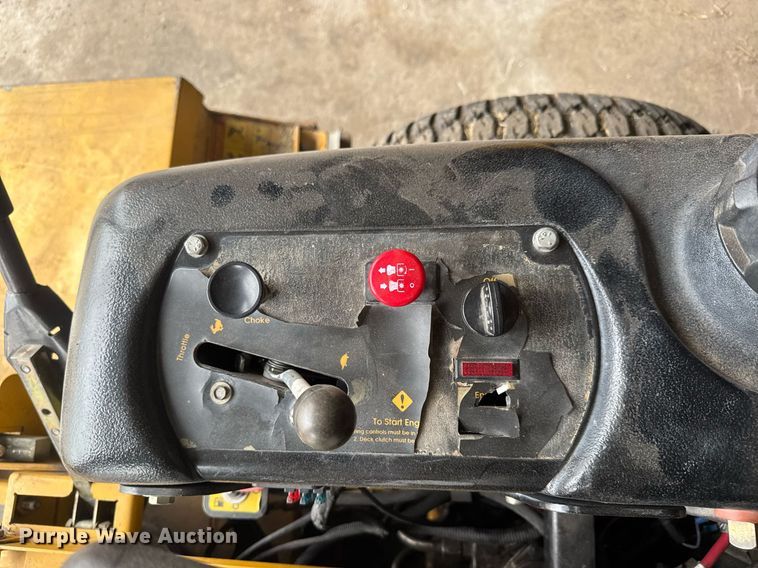 image for item EQ1136 2007 Hustler Super Z ZTR lawn mower