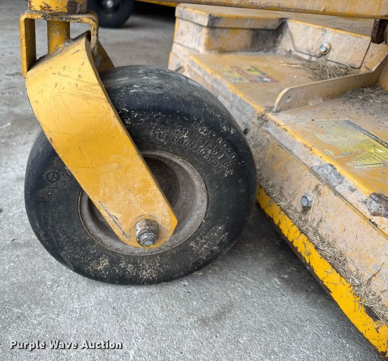 image for item EQ1136 2007 Hustler Super Z ZTR lawn mower