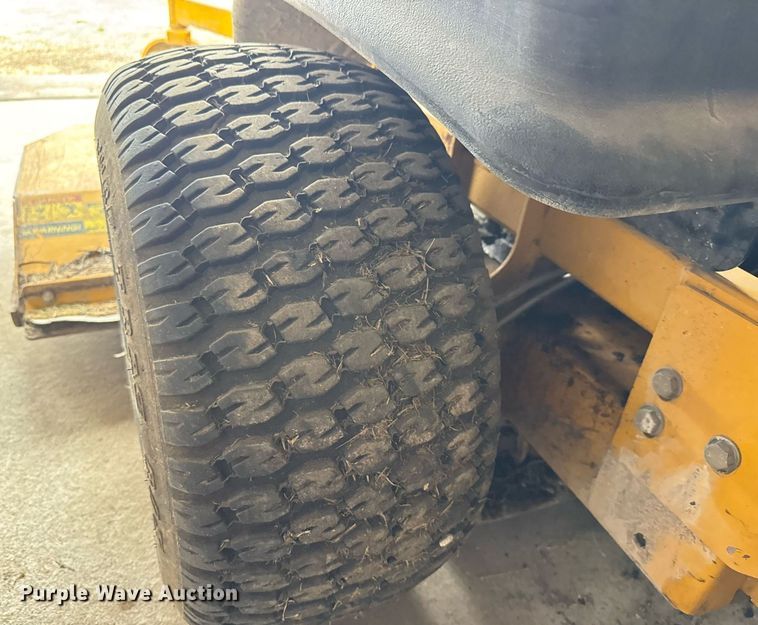 image for item EQ1136 2007 Hustler Super Z ZTR lawn mower