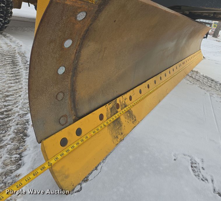 image for item ER5154 2016 John Deere 772GP motor grader