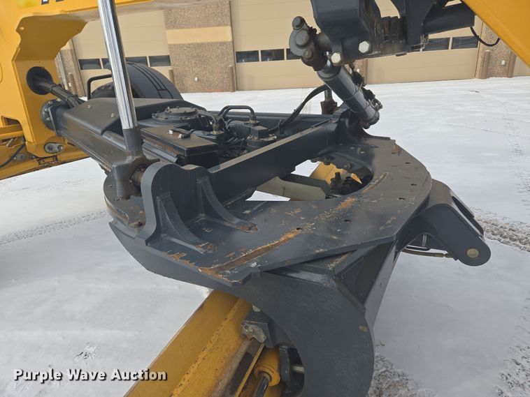 image for item ER5154 2016 John Deere 772GP motor grader